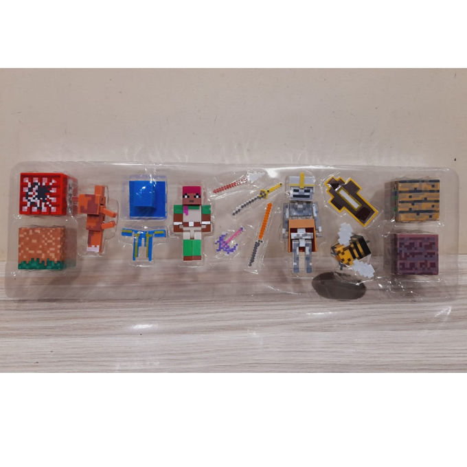 Minecraft%20Dungeons%20Character%20Action%20Figure%20Play%20Set%20for%20Kids%20-%20Model%204%20-%20Image%204