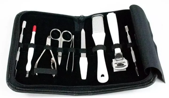 Manicure%20Set-10%20Piece%20Stainless%20Steel%20Manicure%20Pedicure%20kit%20-%20Image%202