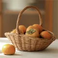 Wicker Basket Wicker Storage Basket with Handle, Gift Hamper Basket, Picnic Baskets, Kitchen Basket Small. 