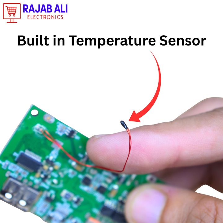 18W%20High-Speed%20Charging%20Power%20Bank%20Module%20with%20PD%20Indication,%20Dual%20USB%20Ports,%20Type-C/Lightning%20Compatibility,%20Temperature%20Protection%20-%20Image%206