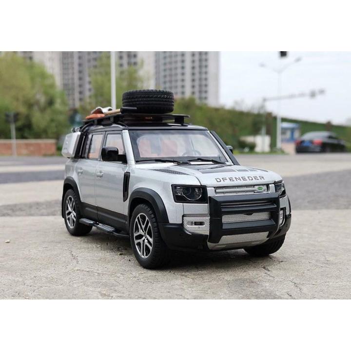 1:22 Scale Land Rover Defender 2022. Die-Cast Model