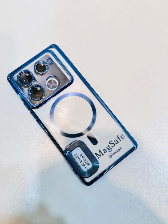 Infinix%20Note%2040%20Pro%20Back%20Cover%20Luxury%206D%20Plating%20Soft%20Case%20-%20MAG%20Safe%20Design%20-%20Infinix%20Note%2040%20Pro%20Back%20Cover%20-%20Image%205