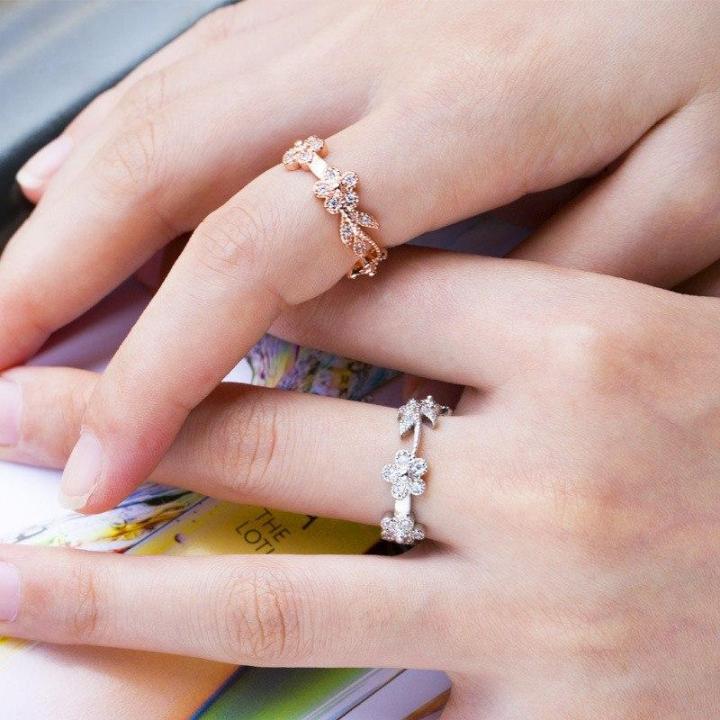 Only%20One%20Ladies'%20Ring%20/%20%20Ring%20for%20women%20/%20Rings%20for%20Girls%20,Silver%20&%20Gold%20plated%20%20Rings%20for%20Ladies%20Girls'%20%20Wholesale%20price%20Unique%20Wedding%20&%20Party%20Jewelrye%20-%20Image%202