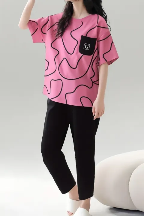 Sport%20wear%20Gym%20wear%20Suit%20Top%20soft%20Comfortable%20&%20Trendy%202%20Piece%20Stylish%20Printed%20T-Shirt%20with%20Black%20Pants%20Women%20dress%20girls%20dress%20-%20Image%202