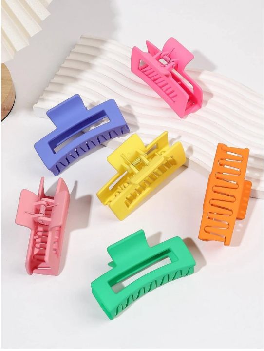 Wholesale%20Plastic%20Hair%20Claw%20Clips%20Set%20-%20Candy%20Color%20Matte%20Finish%20Hair%20Catcher%20Clips%20%7C%20Trendy%20&%20Durable%20Medium%20Semicircle%20Hair%20Claws%20for%20Women,%20Girls%20&%20Ladies%20%7C%20Fashionable%20Hair%20Accessories%20in%20Various%20Shapes%20-%20Image%203