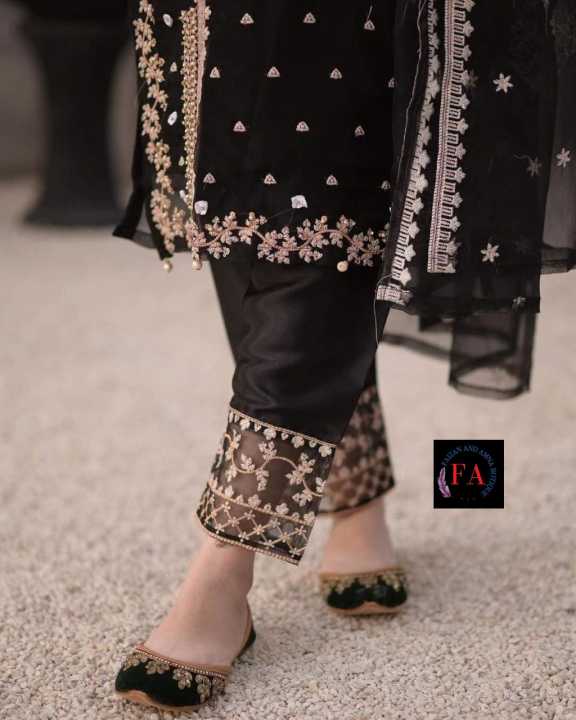 Organza%20Black%203%20Pieces%20Embroidered%20Stitch%20Ladies%20Suit%20Read%20y%20to%20Wear%20for%20Girls%20and%20Women%20-%20Image%208