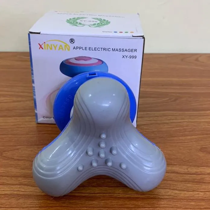 Portable%20Original%20Electric%20Body%20Massager%20-%20%20Mini%20handy%20Full%20Body%20Massager%20Machine%20Portable%20Handled%20TriangleElectric%20Massager%20USB%20Cable%20-%20Image%205