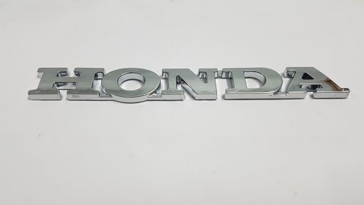 Honda%20Monogram%20Badge%20-%20Honda%20Car%20-%20Chrome%20Silver%20-%20Image%202