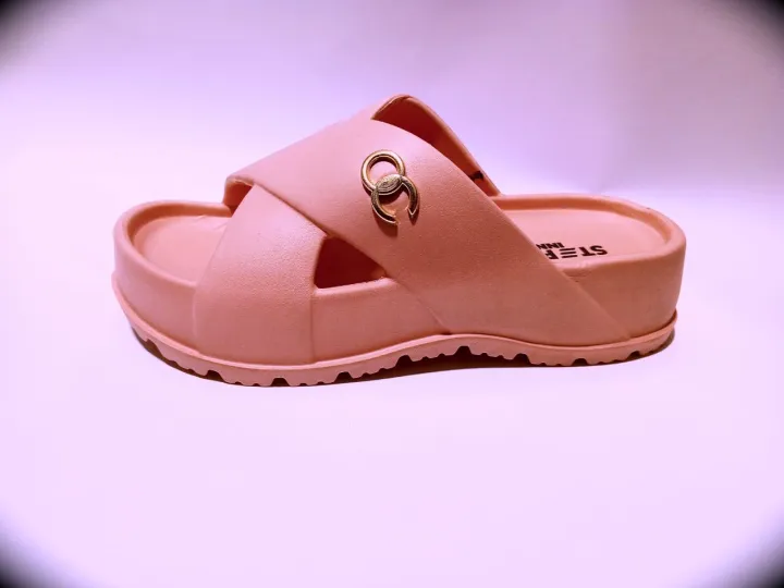 Premium%20Soft%20Sole%20Chawla%20Slippers%20%E2%80%93%20Comfort%20&%20Style%20for%20Everyday%20Wear%20-%20Image%204