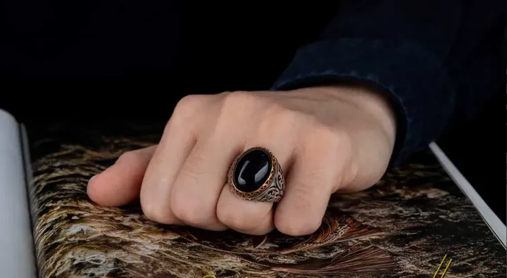 Elegant%20Oval%20Black%20Aqeeq%20Stone%20Silver%20Ring%20Turkish%20Ring%20for%20Men%20Rings%20for%20Husband%20Gift%20Ring%20For%20Boyfriend%20-%20Image%204