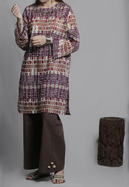 Printed%20Lawn%20Kurti%20with%20Bell%20Bottom%20Trouser,%202Pc%20Pret%20Suit%20(Stitched,%20Ready-made)%20-%20Image%203
