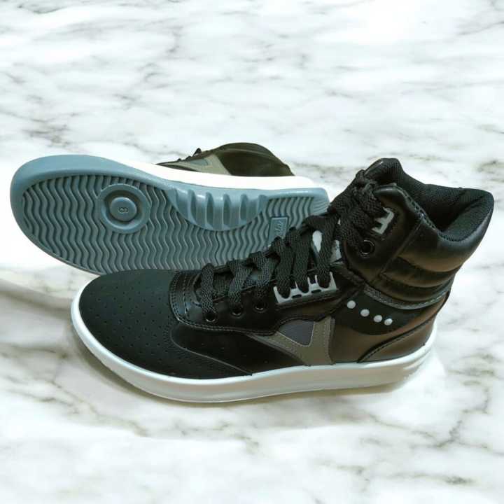 Comfort%20Sports%20Cheetah%20Black%20Jogger%20For%20Men%20-%20Image%203