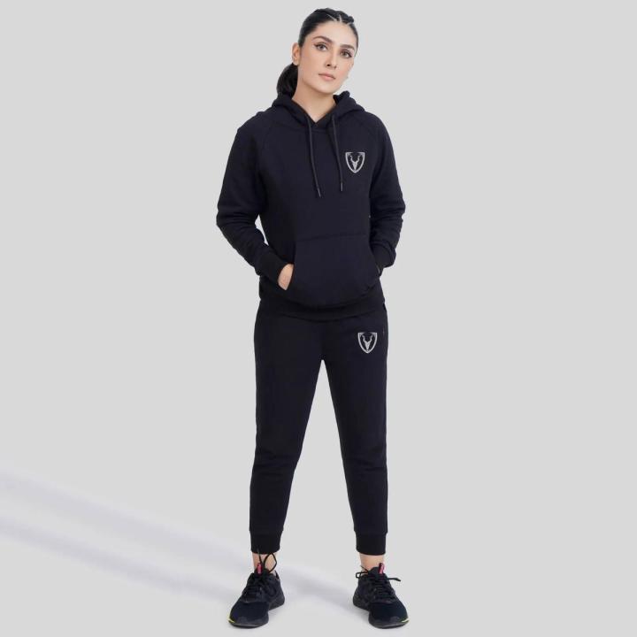 Winter%20Gym%20tracksuit%20for%20Women%20-%20Image%203