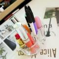Heart Shaped Cosmetic Display Pen Cases Stand Box Makeup Organizers Storage Rack plastic cosmetic box  Best for Gift. 