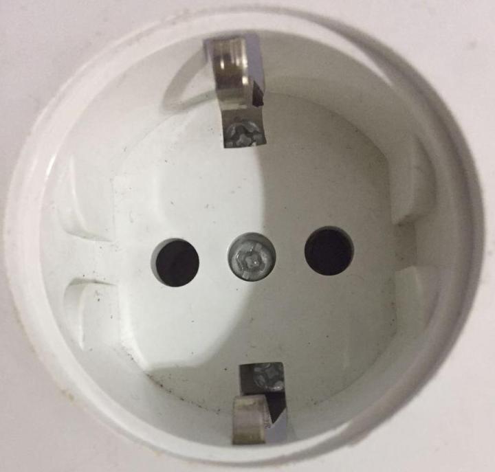 German%20Socket%20-%20Image%204