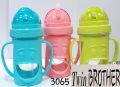 Baby Training Cup kids Training Bottle Plastic Transparent Baby Beaker Water Sipper Feeder with Handles and Smart Lock Button Travel Mug Training Cup Learn Drinking Sippy Cup Straw Cup Trainer Feeder 220ml 7 Oz.. 