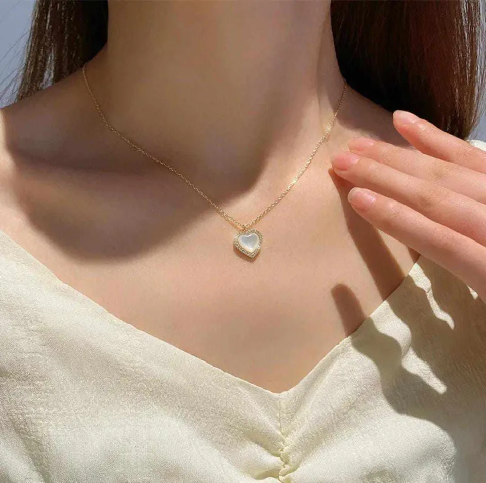 Gold Beautiful Crystal Zircon Heart Pendant Necklace Clavicle