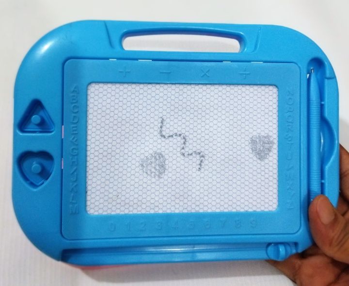 Magic%20Board%20Sketchpad%20for%20Kids%20Writing%20and%20Drawing%20Slate%20Board%20-%20Image%204