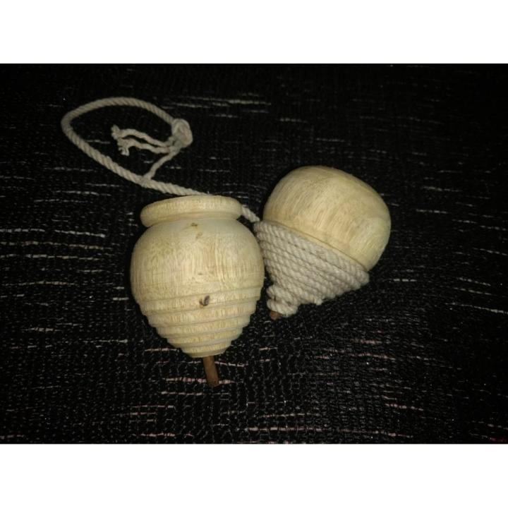 2pcs Wooden Spinner Lattoo With Thread For School/Play School Lattu baby baba kids teenager men women boy and girl adult spinning top