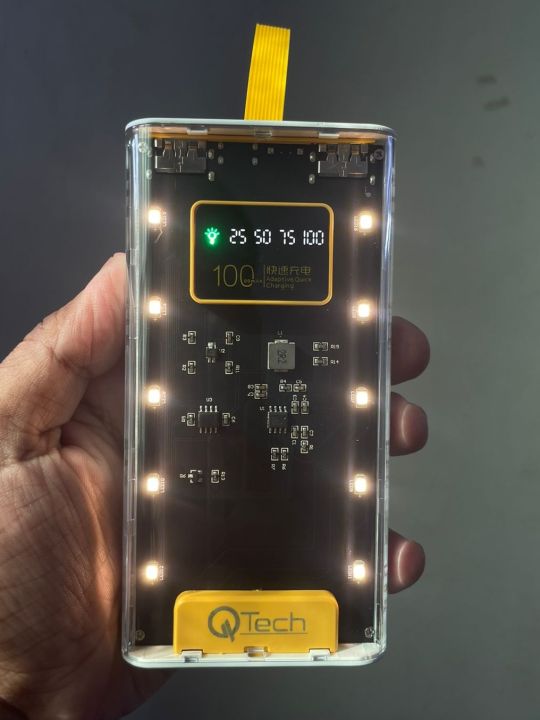 66W%20Transparent%20Digital%20Display%20Fast%20Charging%2020,000%20mAh%20PD%20Power%20Bank%20with%20USB-C%20and%20USB-A%20Ports%20-%20Image%208