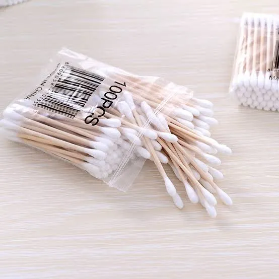 Bamboo%20Cotton%20Swabs/Cotton%20Buds%20300pcs%20-%20Image%204