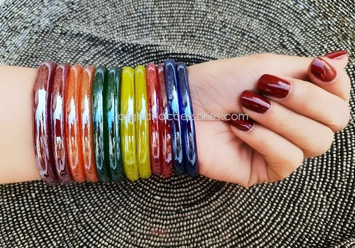 Traditional%20Marble%20Glass%20Bangles%20/%20Crystal%20Karay%20%20in%20MultiColour%20available%20in%20size%20of%2060%20mm%20(2.4/%20Do%20)%2065%20mm%20(2.6/%20Sawa%20Do%20)%20,%2070%20mm%20(%202.8/%20Dhai)%20for%20girls%20and%20women%20-%20Image%202
