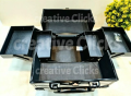 MAKE UP STORAGE BOX, VANITY BOX, ALUMINIUM MAKE UP CASE WITH 4 CANTIEVER STORAGE TRAYS - MEDIUM. 
