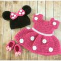 BABY GIRL WOOLEN HANDMADE DRESS / BABY CLOTHES SET. 