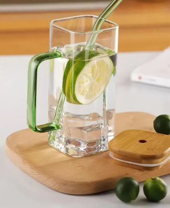 Square%20glass%20Tumbler%20with%20handle%20and%20Straw,%20Bamboo%20lid%20Mug%20transparent%20Glass%20400ml%20-%20Image%204