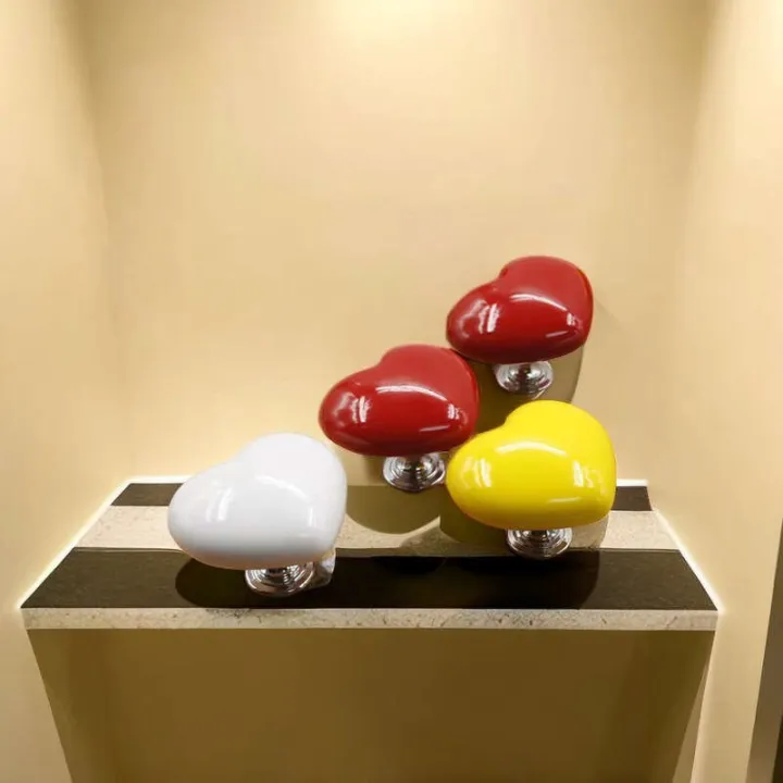 Love%20press,%20bathroom%20water%20tank%20auxiliary,%20colored%20heart-shaped%20toilet%20flush%20button%20-%20Image%202