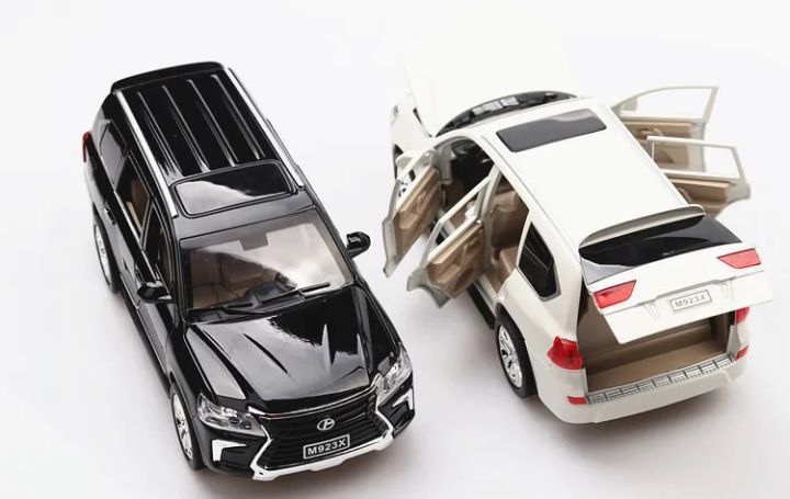 1/64 Scale LEXUS LX570 SUV Black DieCast Car Model Collection HIKASI 1/64 Scale LEXUS LX570 SUV Black DieCast Car Model Collection HIKASI