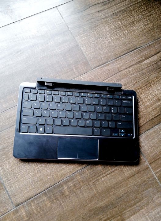 Dell%20Venue%2011%20Pro%20%20Original%20detachable%20Keyboard%20-%20Image%202