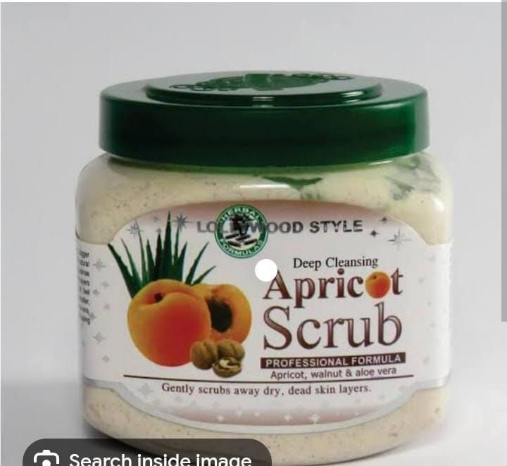Hollywood Style 10 Oz Deep Cleansing Apricot Scrub Jar.