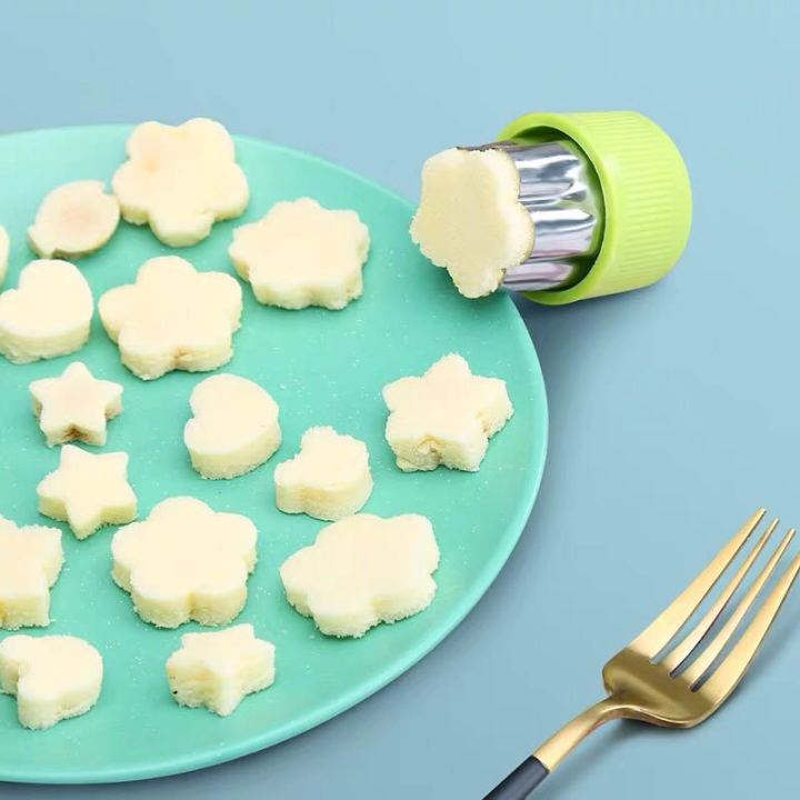 Vegetable%20Fruit%20Cutter%20for%20Kids%20Cute%20Stainless%20Steel%20Bread%20Mould%20Metal%20Forms%20Cookie%20Cutters%20Biscuit%20Mold%20Tools%20-%20Image%204