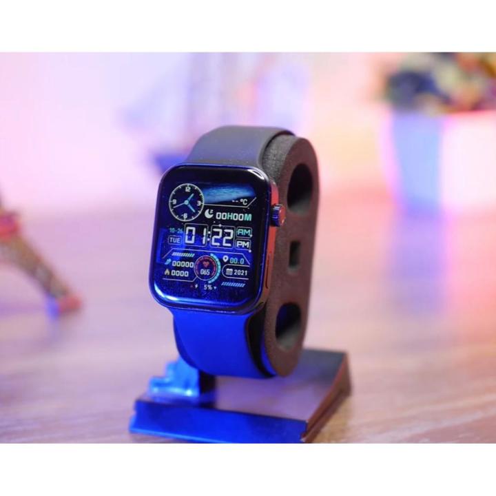 N76 Smart Watch lightweight design with a ceramic type finish.