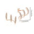 2023 New Silver Color Claws Stud Earrings with Crystal AAA CZ Stone Modern Design Fashion Versatile Accessories Women Jewelry. 