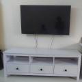 Modern TV Console Table - LCD/LED TV Console Table. 