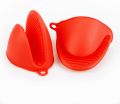 PACK OF 2 / Pair Silicone Heat Resistant Gloves Clips Insulation Non Stick Anti-slip Pot Bowel Holder Clip Cooking Baking Oven Mitts. 