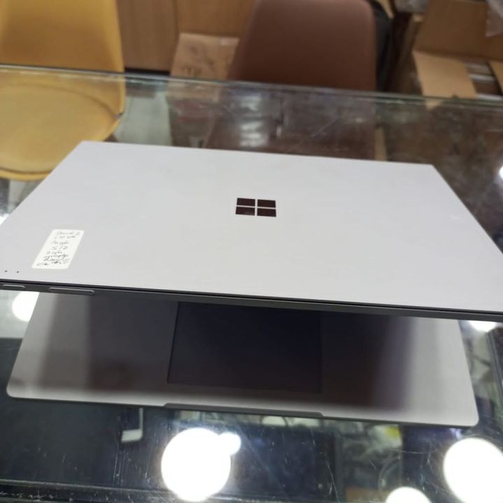 Microsoft%20Surface%20Book%202%20%7C%20Core%20%20I7%208th%20Gen,%2016Gb%20Ram,%20512%20SSD%20%7C%20Best%20Laptop%20for%20Students,%20%20Beginners%20or%20Professionals%20-%20Image%203