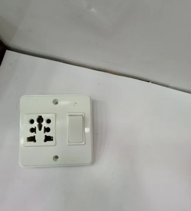 Electric%20multi%20plug%203x3%20-%20Image%202