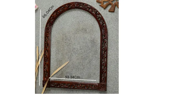 D-Shaped%20Wooden%20Mirror%20%20Frame%20With%20Beautifull%20Carving%20By%20Hand%20-%20Image%202