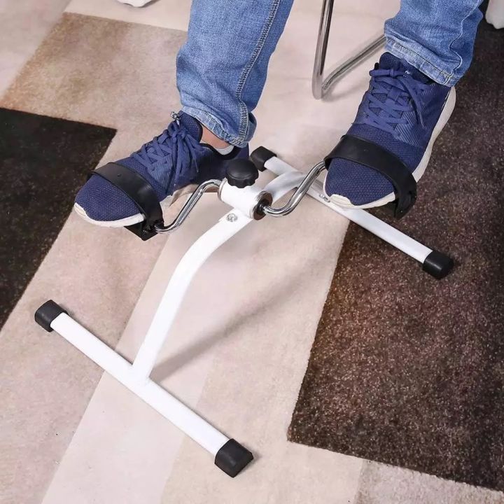 Foot%20Pedal%20Exerciser%20-%20Portable%20Foot,%20Hand,%20Arm,%20Leg%20Exercise%20Pedaling%20Machine%20-%20Mini%20Stationary%20Bike%20Pedal%20-%20Image%203