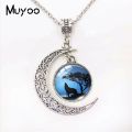 New Fshion Wolf And Moon Moon Pendant Cabochon Full Moon Wolf Long Chain Cresent Moon Necklace Jewelry. 