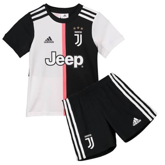 Fotball%20Kit%20Juventus%20Home%20Shirt%20&%20Short%20Kit%202019/2%20-%20Image%203