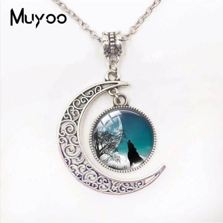 New Fshion Wolf And Moon Moon Pendant Cabochon Full Moon Wolf Long Chain Cresent Moon Necklace Jewelry