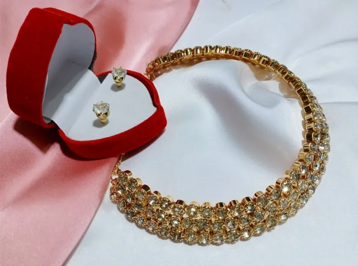 Beautiful%20Chokar/%20necklace%20with%20tops%20-%20%20Jewelry%20Set%20Necklace%20and%20earrings%20For%20Women%20&%20Young%20Girl%20-%20Zircon%20Style%20Gold%202%20Layer%20Necklace%20Set%20with%20Studs%20-%20Image%204