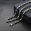 Fashion new titanium steel round melon sub-chain tapered chain men's wild stainless steel necklace jewelry. 