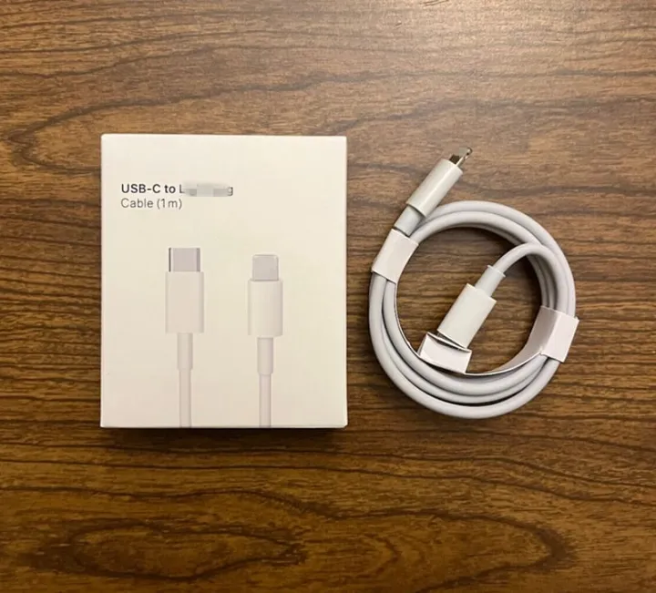 20W%20PD%20Fast%20Charging%20Cable%20Type-C%20to%20Lightning%20for%20iPhone%207,%208,%20X,%2011,%2012,%2013,%2014%20-%20Image%204