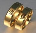 Customize Name Engraving Ring Golden. 
