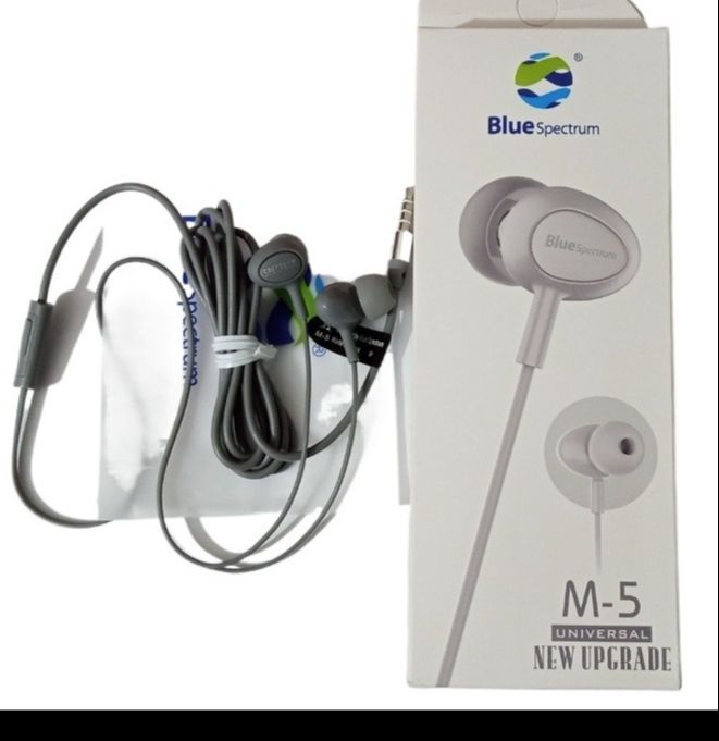 Blue%20Spectrum%20M5%20Black%20Handsfree%20%7C%20High-Quality%20Stereo%20Earphones%20with%20Deep%20Bass%20%7C%20High-Quality%20Wired%20Headphones%20for%20All%20Mobile%20Phones%20-%20Image%203